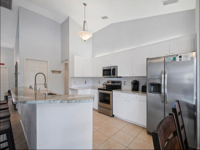 Family Friendly Home 2 Blocks to Beach!